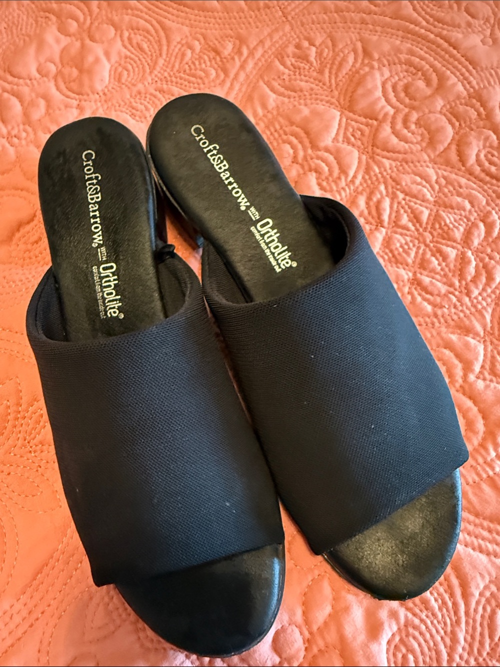 croft & barrow Black Slip-On Fabric Mules